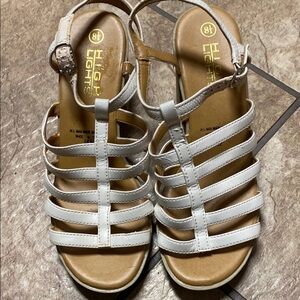 Women's Size 8 1/2 White Chunky Strappy Sandals